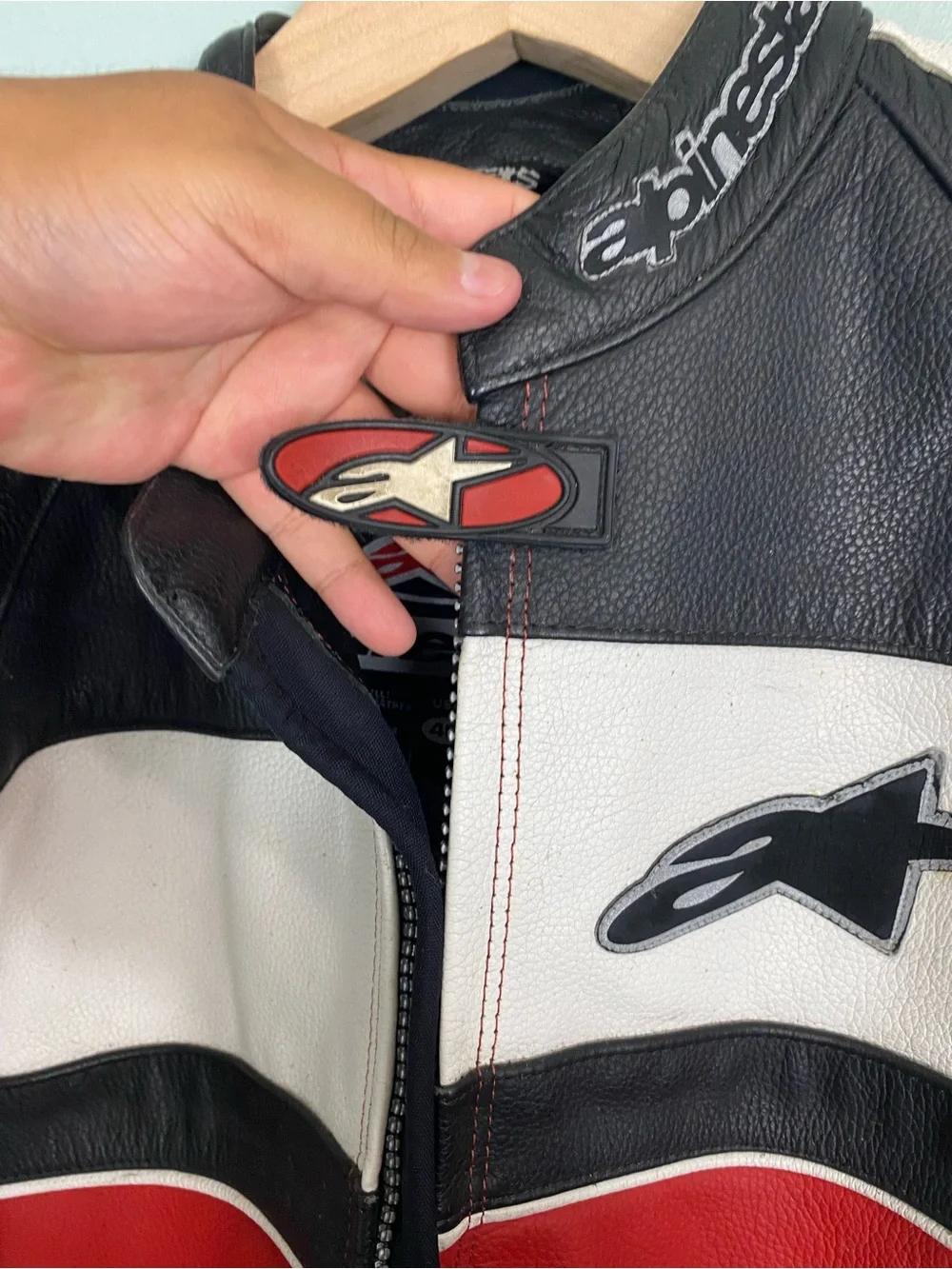 Alpinestars Leather Moto Jacket Size 40 ZIPPER NEEDS PULL THINGY